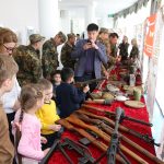 Выставка оружия к 25-летию ОМОН